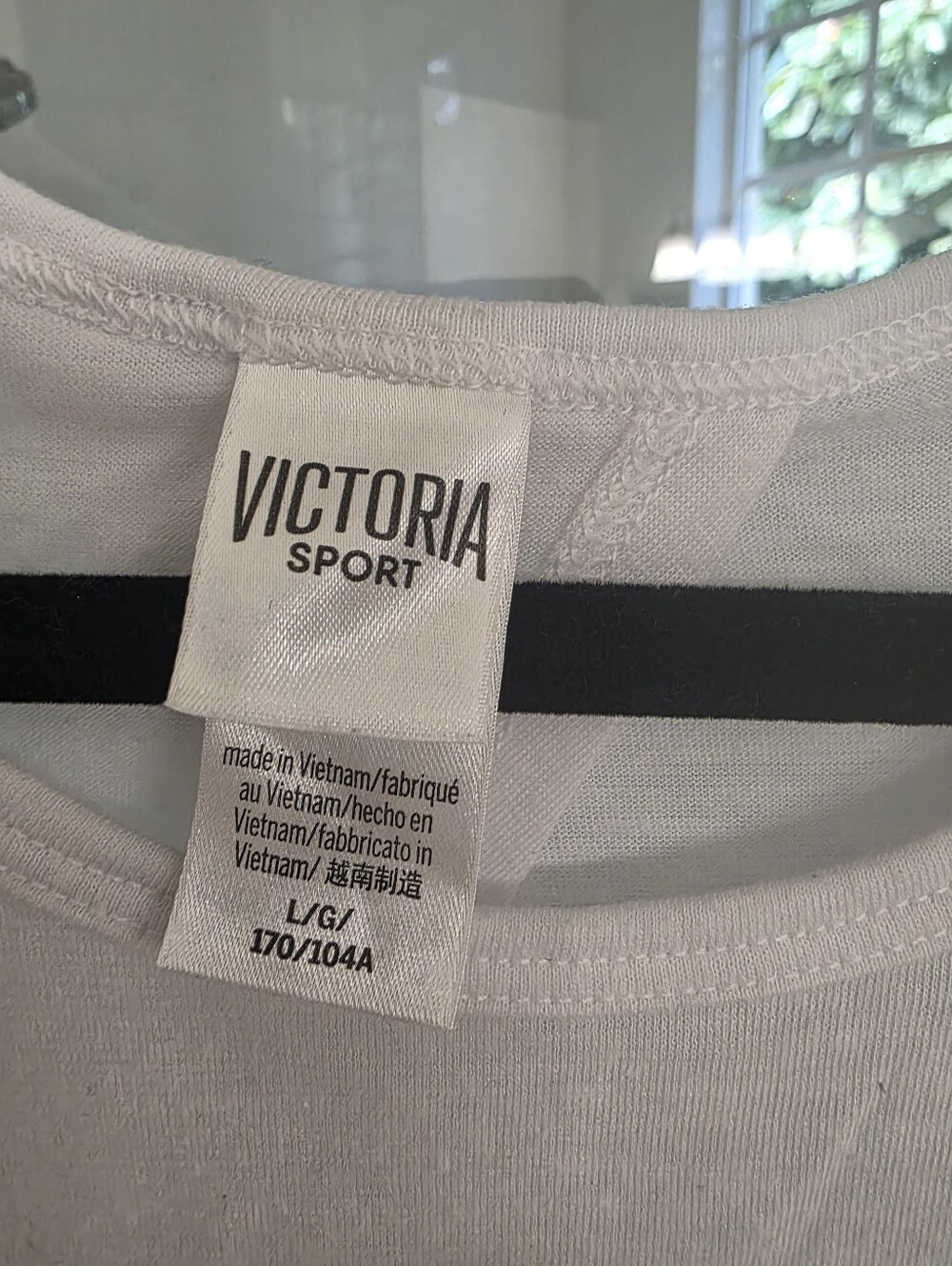 VICTORIA'S SECRET SPORT Tie Back White Tank Top ** Large ** EUC!! - Picture 5 of 5